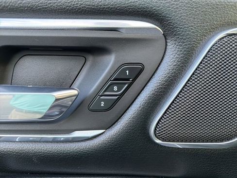 Used 2019 RAM 1500 Laramie image 34