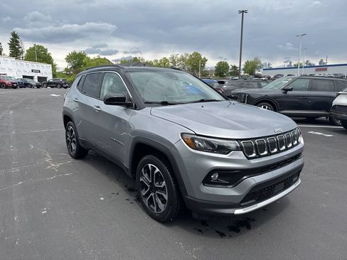 Used 2022 Jeep Compass Limited AWD/4WD image 50