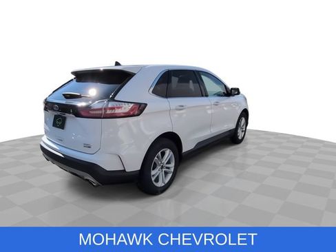 Used 2020 Ford Edge SEL w/ Cold Weather Package AWD/4WD image 9
