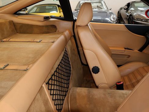 Used 1998 Ferrari 550 Maranello image 40
