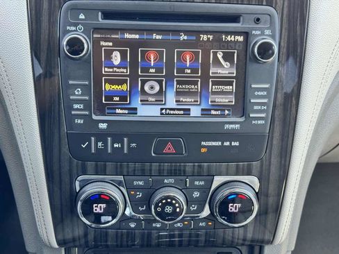 Used 2014 Chevrolet Traverse LT FWD image 49