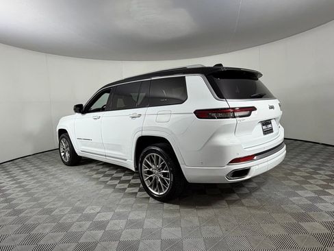 Used 2023 Jeep Grand Cherokee L Summit w/ Luxury Tech Group V image 9
