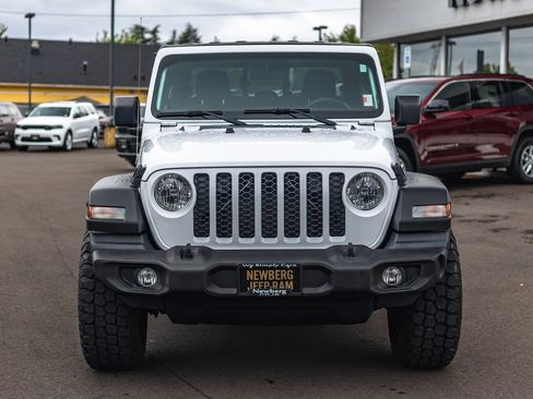 Used 2020 Jeep Gladiator Sport w/ Quick Order Package 24S AWD/4WD image 5