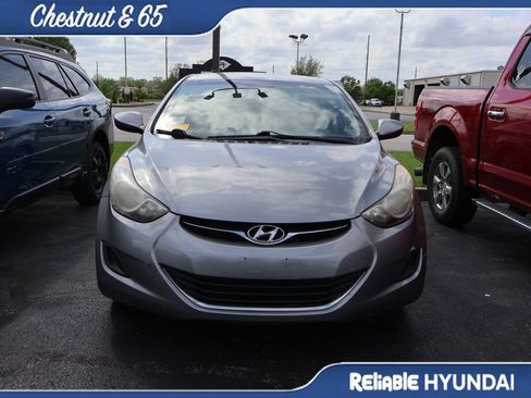 Used 2013 Hyundai Elantra GLS image 9