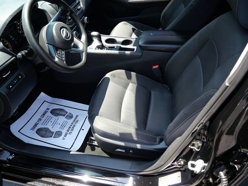 Used 2019 Nissan Altima 2.5 S FWD image 10