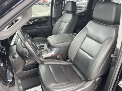 Used 2023 Chevrolet Silverado 1500 RST AWD/4WD image 11