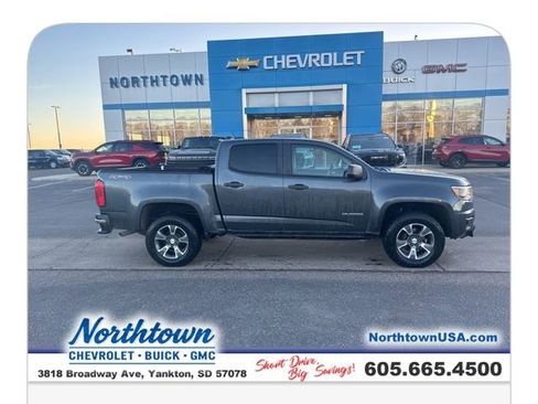 Used 2016 Chevrolet Colorado W/T w/ WT Convenience Package image 9