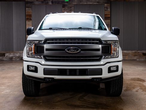 Used 2018 Ford F150 XLT w/ Equipment Group 302A Luxury AWD/4WD image 2