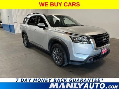 Used 2024 Nissan Pathfinder SV