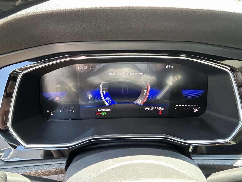 Used 2024 Volkswagen Jetta SE FWD image 23