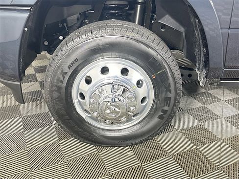 New 2026 RAM 3500 Longhorn image 17