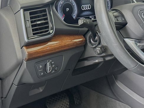 Used 2021 Audi Q5 2.0T Premium Plus w/ Premium Plus Package AWD/4WD image 17