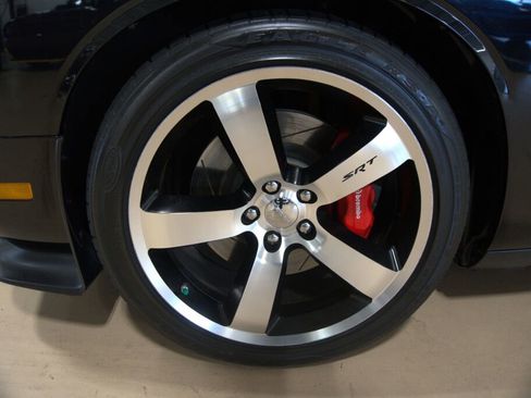 Used 2014 Dodge Challenger SRT8 w/ Harman/Kardon Audio Group image 36