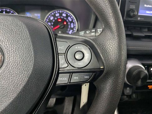Used 2020 Toyota RAV4 LE w/ All Weather Liner Package FWD image 18