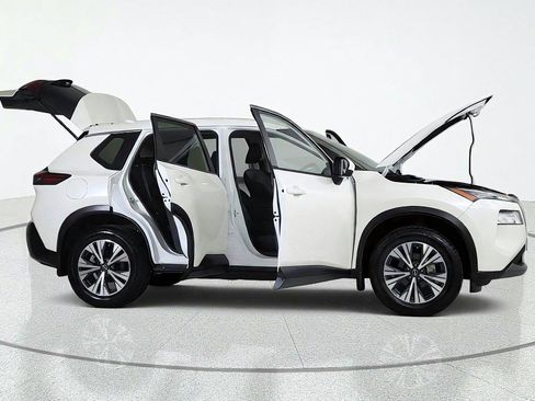 Used 2023 Nissan Rogue SV FWD image 15