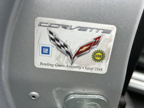 Used 2015 Chevrolet Corvette Stingray Z51 w/ 2LT Preferred Equipment Group image 44