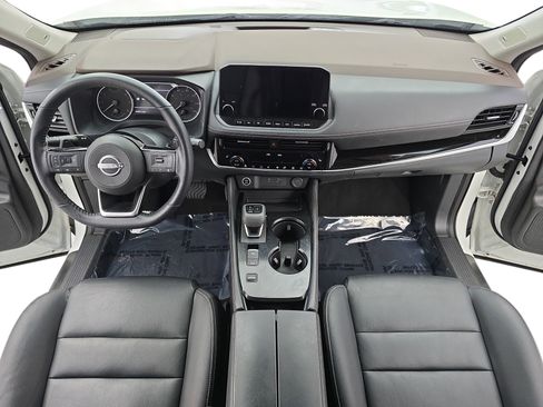 Certified 2023 Nissan Rogue SL w/ SL Premium Package image 9