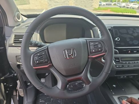New 2026 Honda Ridgeline Sport image 17