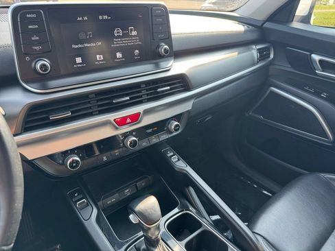 Used 2020 Kia Telluride S w/ S 8 Passenger Seating Package AWD/4WD image 29