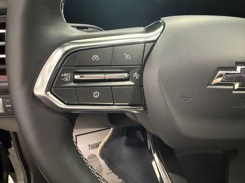 Used 2025 Chevrolet Traverse Z71 AWD/4WD image 18
