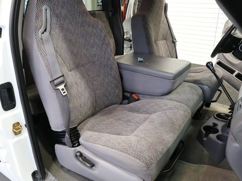 Used 2000 Dodge Ram 2500 Truck SLT image 17