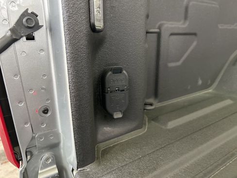 Used 2025 Chevrolet Silverado 3500 W/T image 35