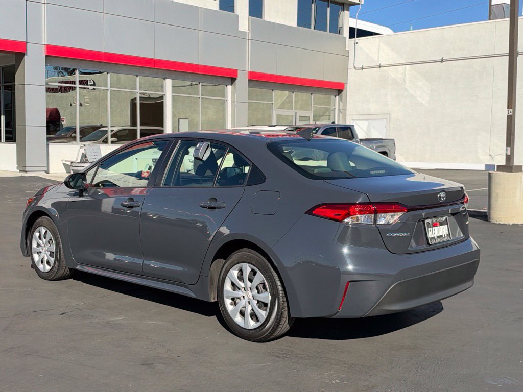 Used 2024 Toyota Corolla LE FWD image 7