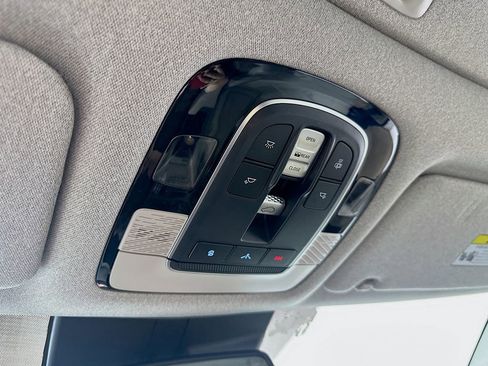 Used 2022 Hyundai Palisade Limited FWD image 34