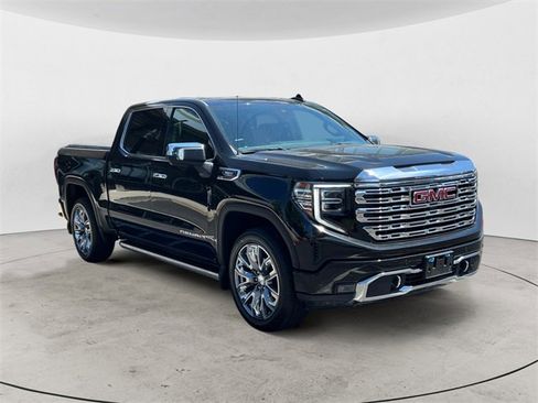 Used 2024 GMC Sierra 1500 Denali image 7