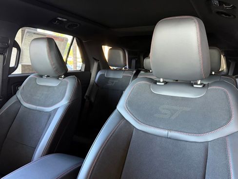 New 2026 Ford Explorer ST-Line w/ ST-Line Street Pack RWD image 14