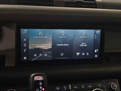 Used 2020 Land Rover Defender 110 HSE image 30