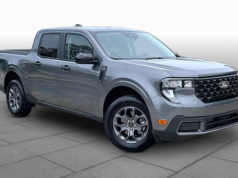 Used 2025 Ford Maverick XLT w/ XLT Luxury Package AWD/4WD image 3