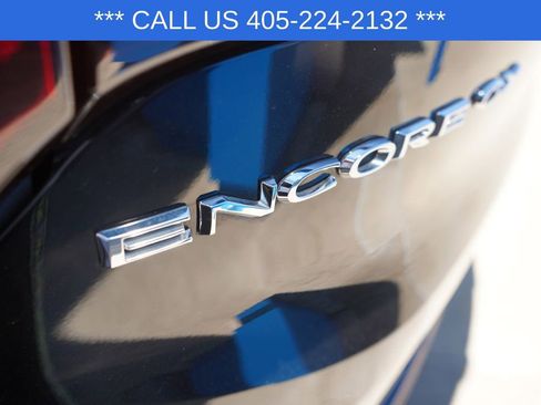 Used 2023 Buick Encore GX Select w/ Sport Touring Package FWD image 7