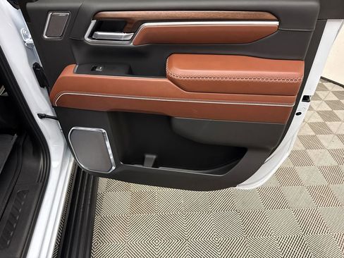 New 2026 GMC Sierra 2500 Denali Ultimate image 16