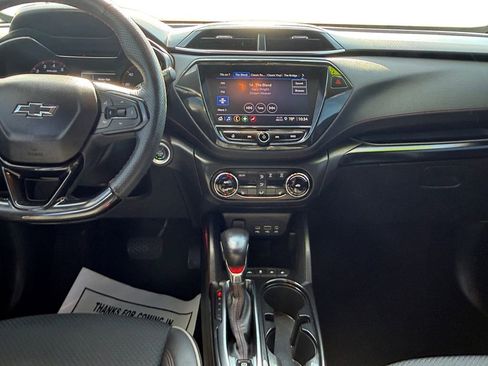 Used 2023 Chevrolet TrailBlazer RS w/ Convenience Package image 11