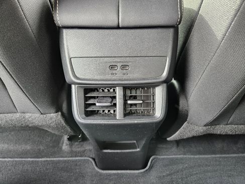 Used 2025 GMC Terrain Elevation image 11