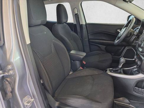 Used 2018 Jeep Compass Sport FWD image 20