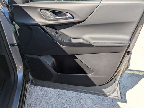 New 2026 Chevrolet Equinox LT image 34