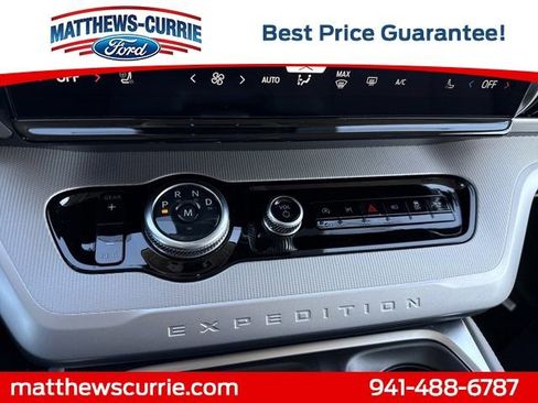 New 2026 Ford Expedition Active image 22