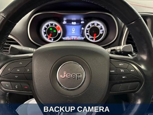 Used 2021 Jeep Cherokee Trailhawk w/ Sun, Sound & Nav Group AWD/4WD image 19