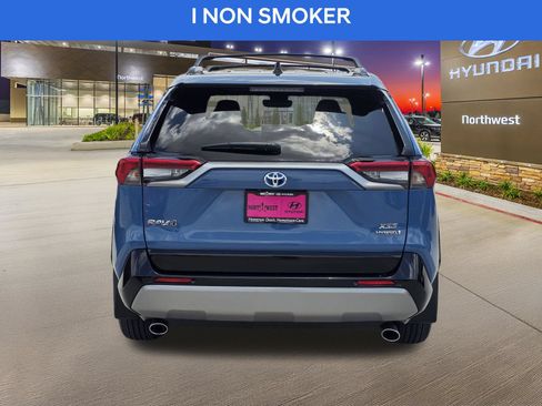 Used 2024 Toyota RAV4 XSE AWD/4WD image 8