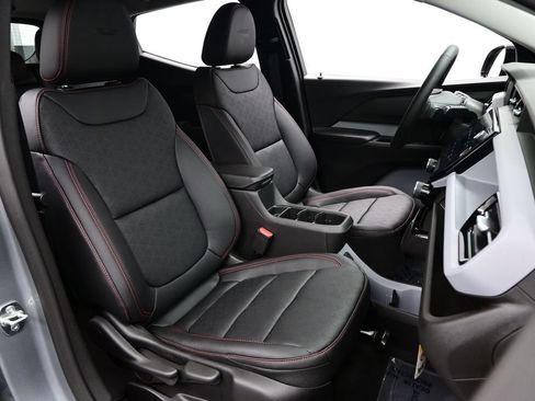 New 2027 Chevrolet Bolt RS w/ Technology Package FWD image 11