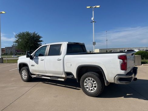 Used 2022 Chevrolet Silverado 2500 LT w/ Texas Edition AWD/4WD image 4