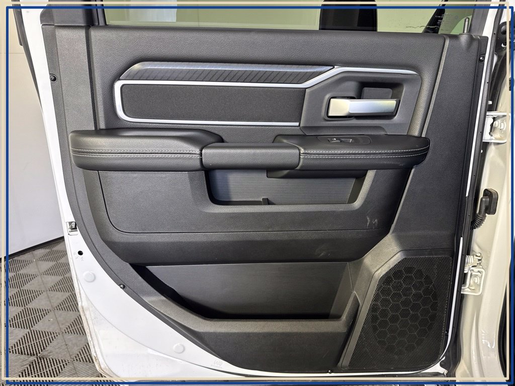 Certified 2026 RAM 2500 Big Horn AWD/4WD image 42