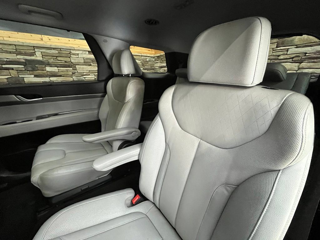 Used 2022 Hyundai Palisade SEL w/ Premium Package AWD/4WD image 46