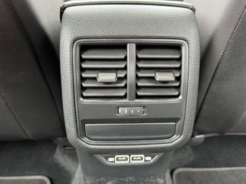 Used 2022 Volkswagen Passat 2.0T SE image 19