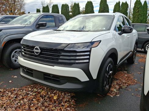 New 2026 Nissan Kicks SV w/ Cold Weather Package image 3