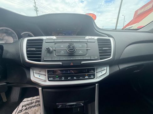 Used 2015 Honda Accord LX image 19