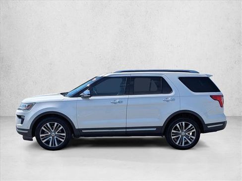 Used 2019 Ford Explorer Platinum AWD/4WD image 8
