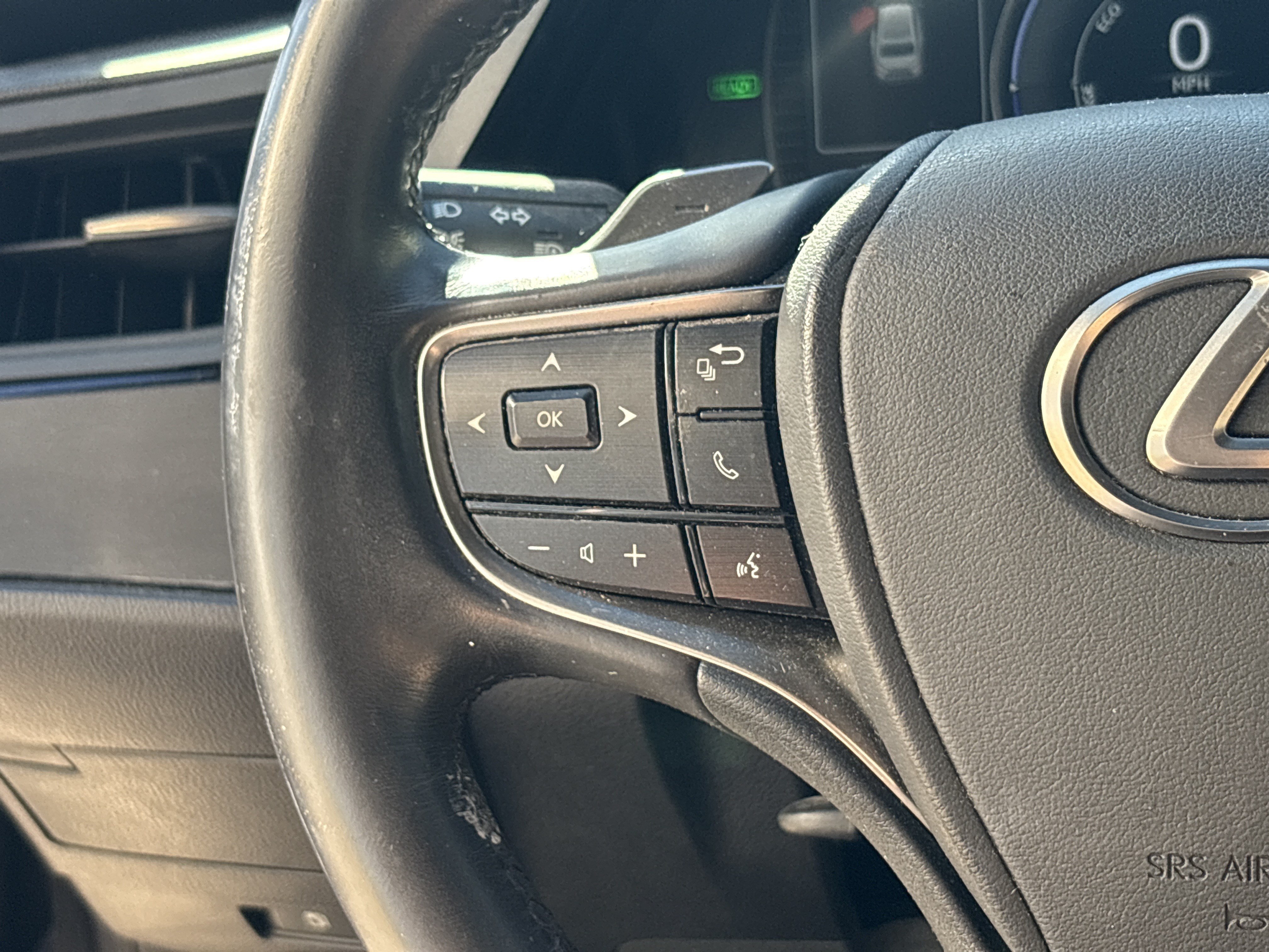 Used 2022 Lexus ES 300h FWD image 19